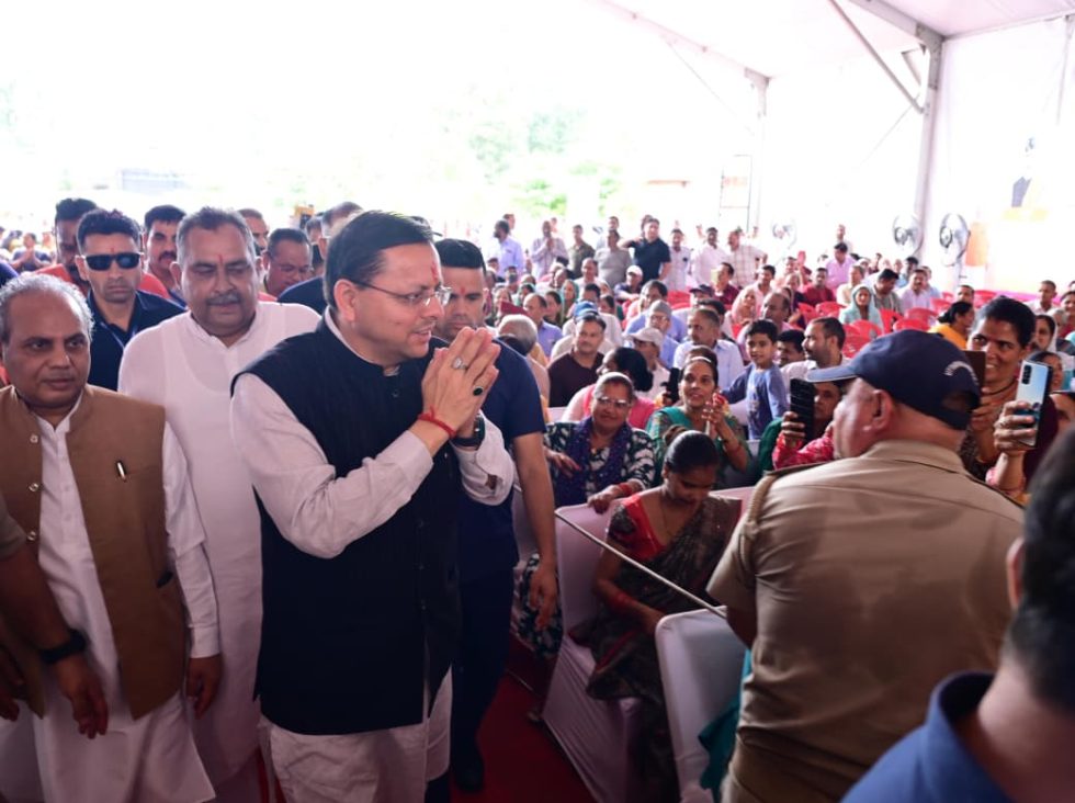 सरकार जनता के द्वार पहुंचकर कर रही समाधान सीएम