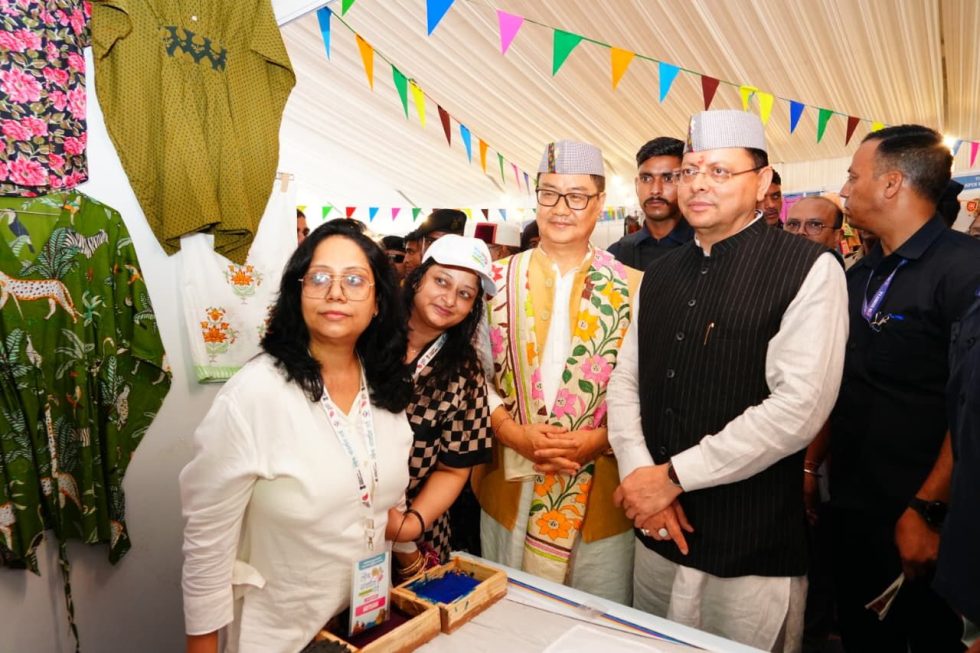 रिजिजू और धामी ने लोक संवर्धन पर्व का शुभारंभ किया