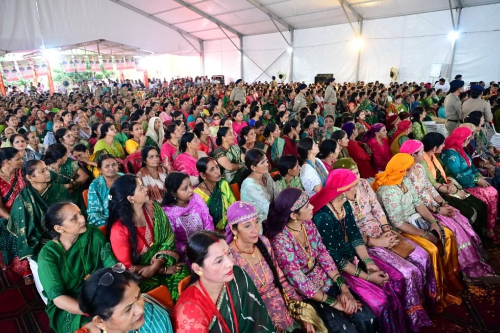 धामी बोले महिला सशक्तिकरण ही समृद्ध उत्तराखंड का आधार