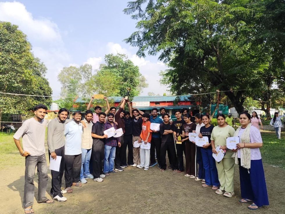 खेलों के जरिए युवाओं को दिया नशे से दूर रहने का संदेश
